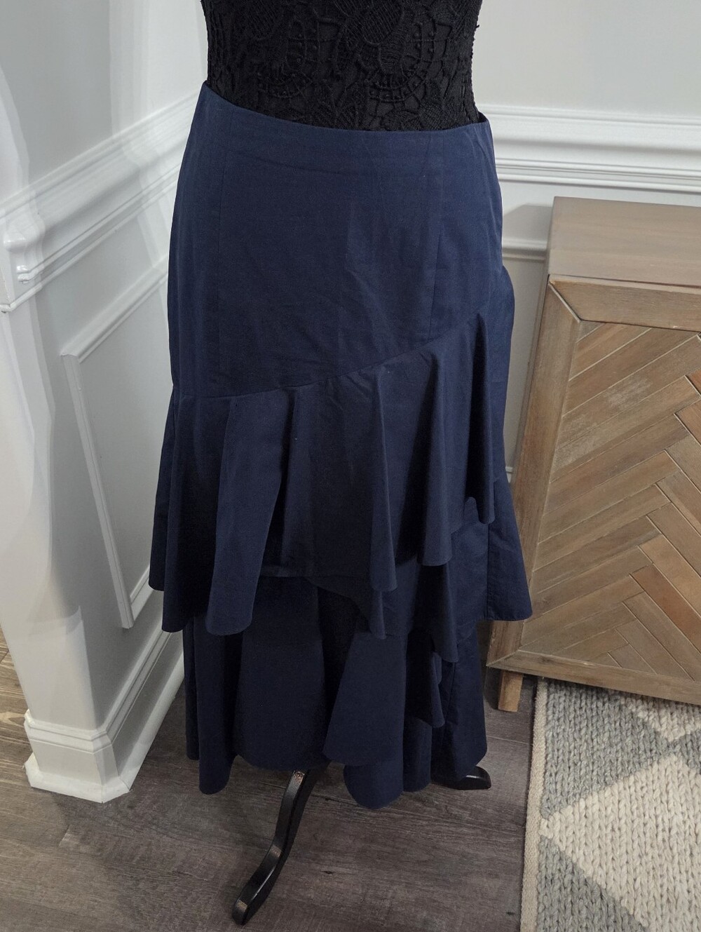 Alice + Olivia Martina Asymmetric Ruffle High-Low Maxi Skirt in Indigo Blue sz 6